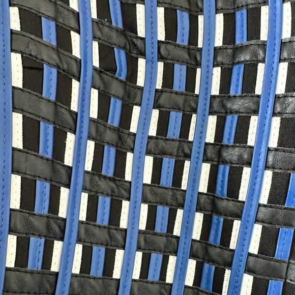 Adolfo Dominguez short vest jacket size 6 tricoloured statement piece 🤍💙🖤 - Picture 5 of 17